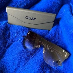 QUAY SUNGLASSES - PHANTOM BLACK